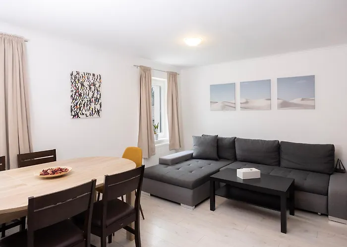 Grom Ribno Apartments